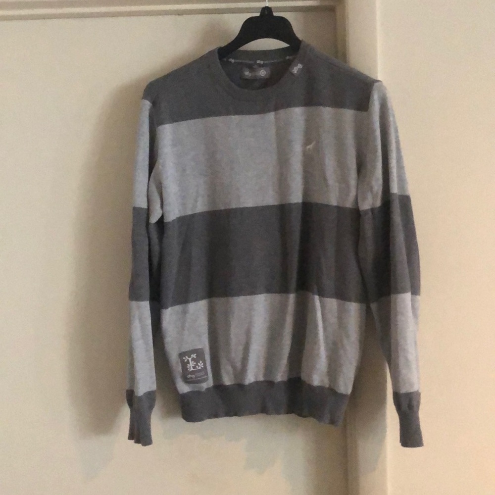 Lrg sweater
